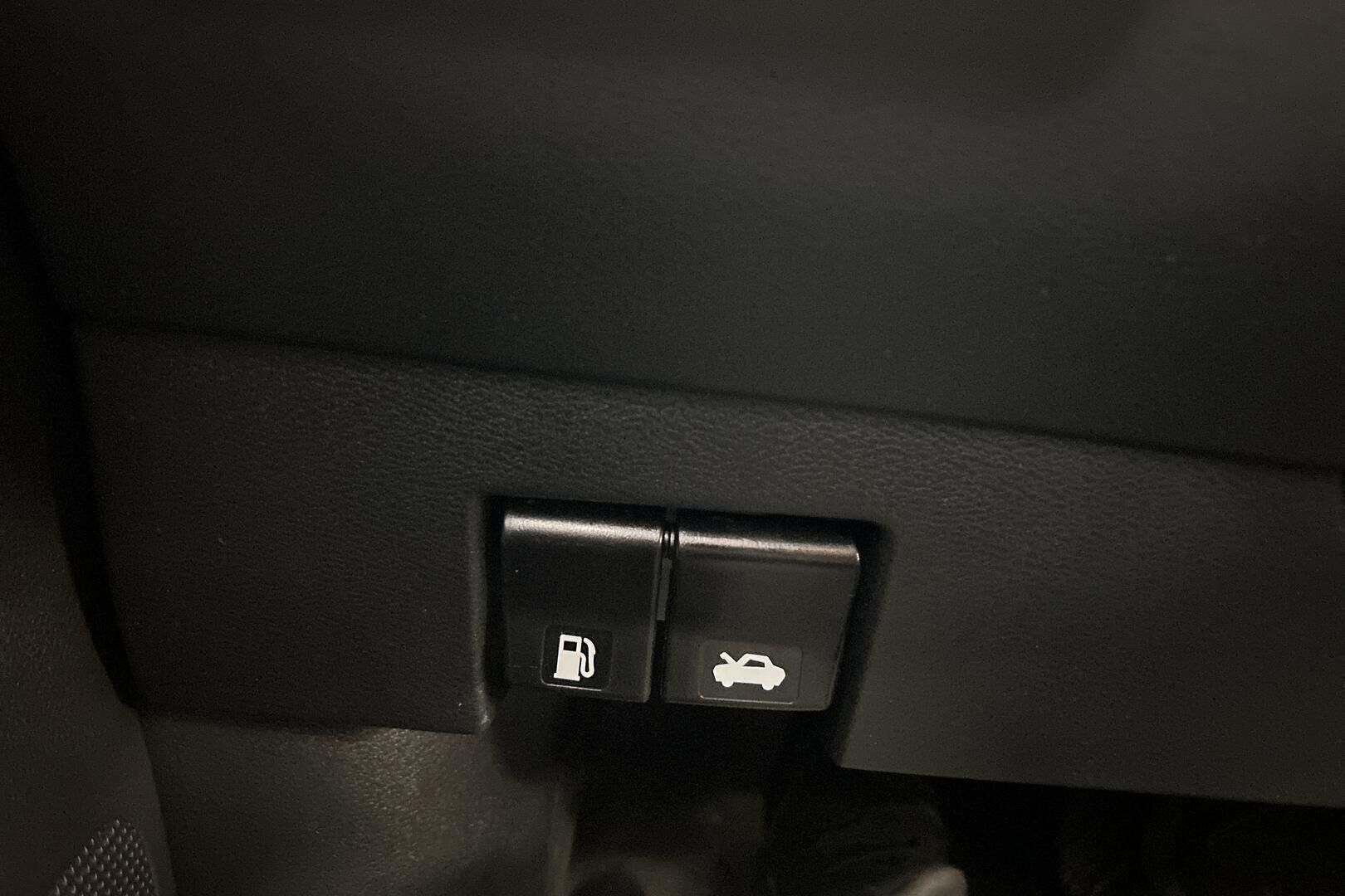 NISSAN Micra iso kuva 29