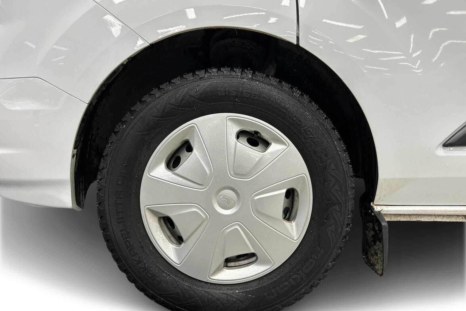 Ford Transit Custom iso kuva 12