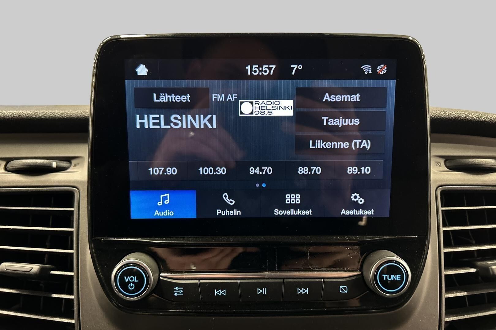 Ford Transit Custom iso kuva 17