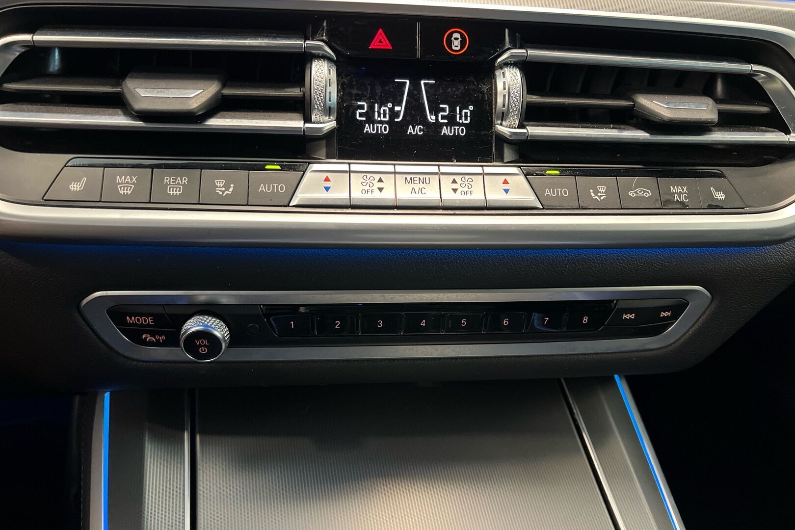 BMW X5 iso kuva 13