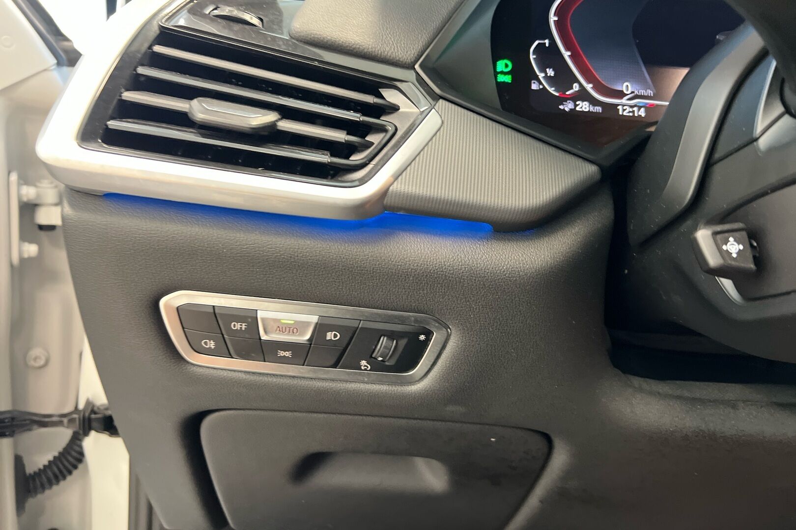 BMW X5 iso kuva 19