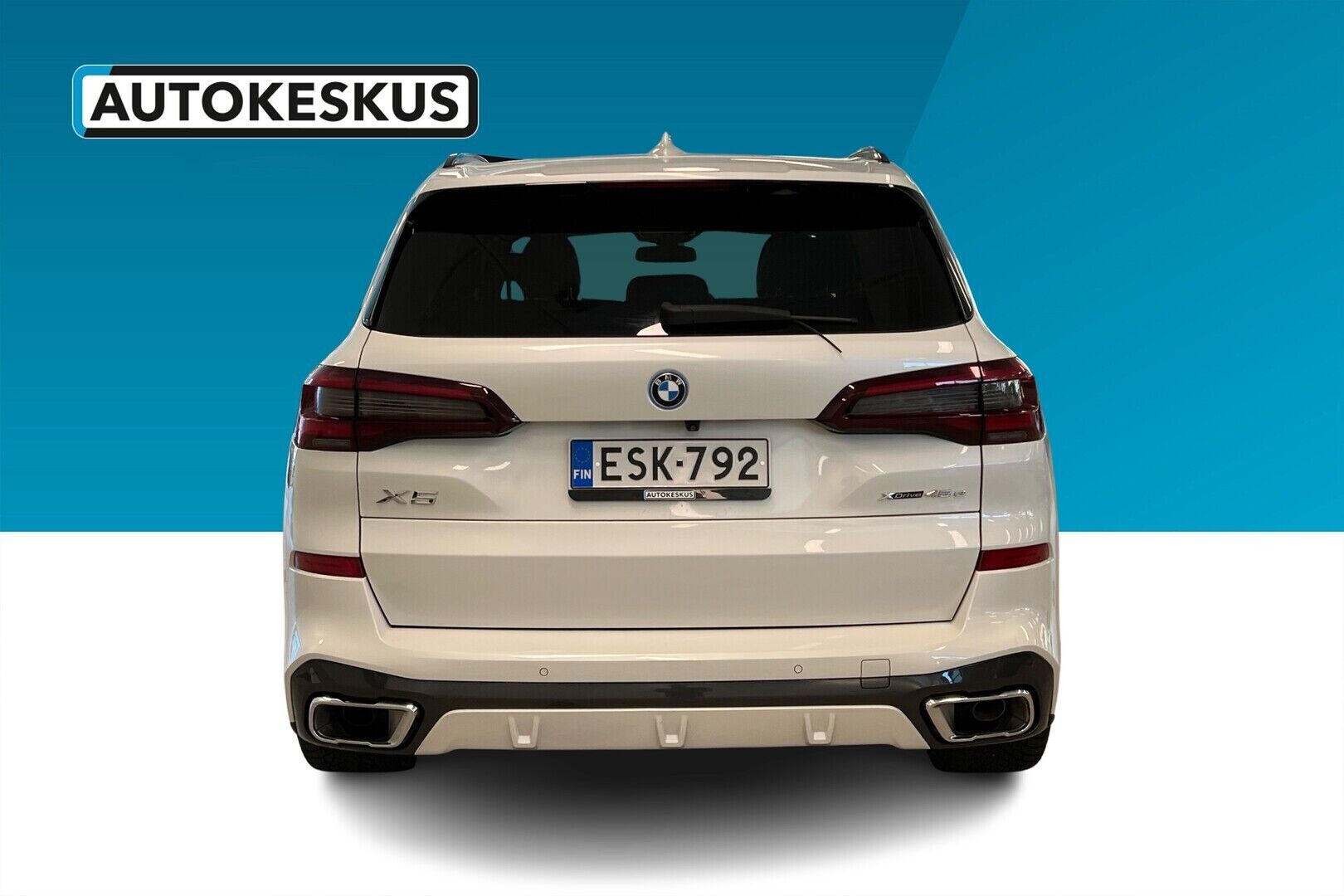 BMW X5 iso kuva 2