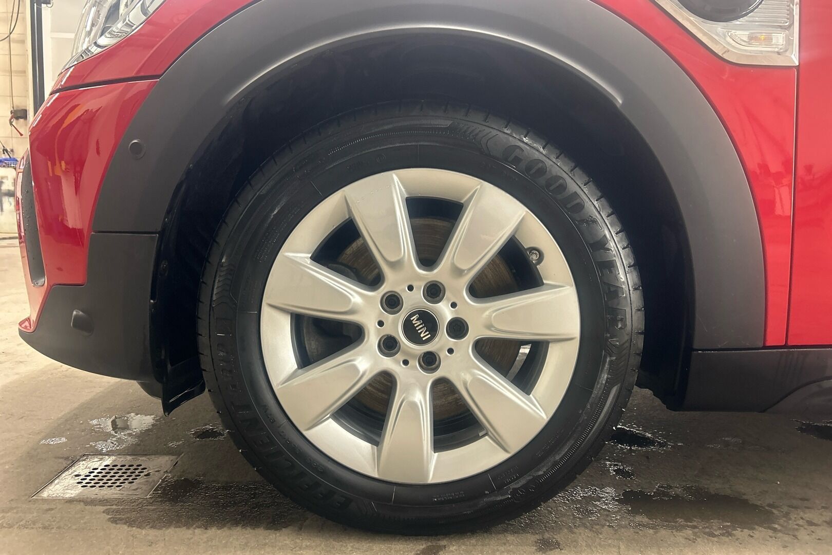 MINI Countryman iso kuva 4