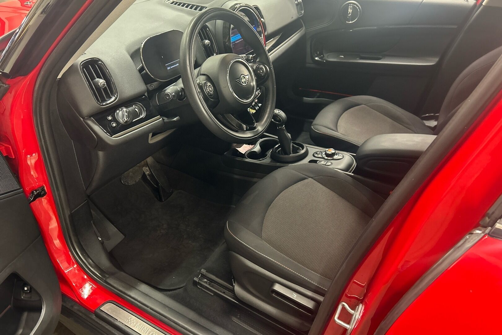 MINI Countryman iso kuva 19