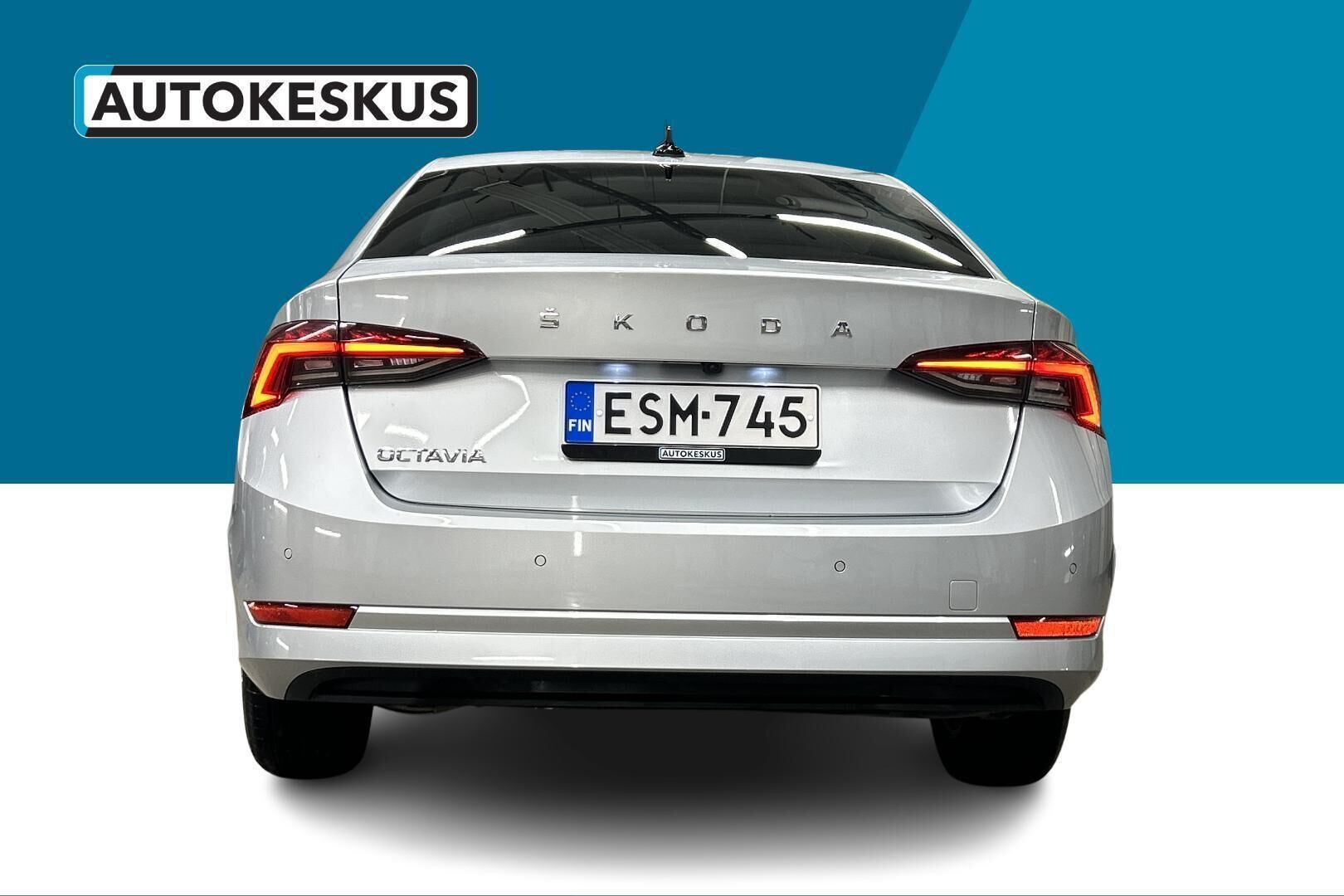 Skoda Octavia iso kuva 7