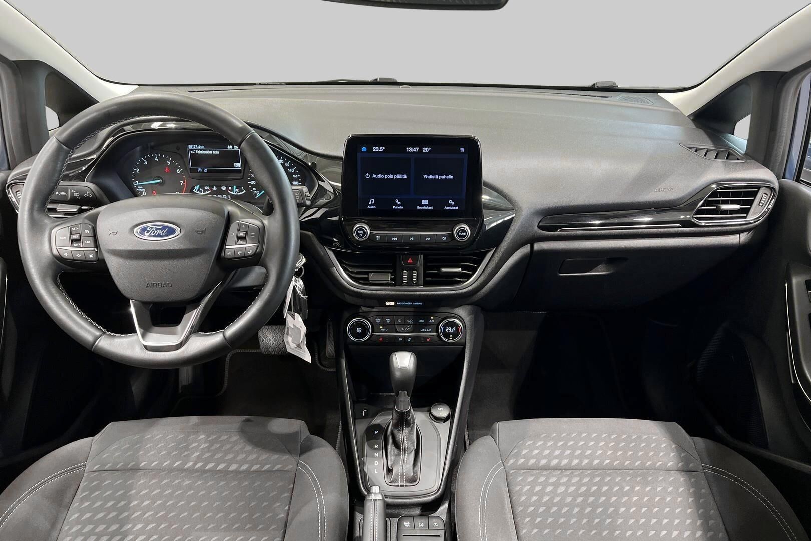 Ford Fiesta iso kuva 7