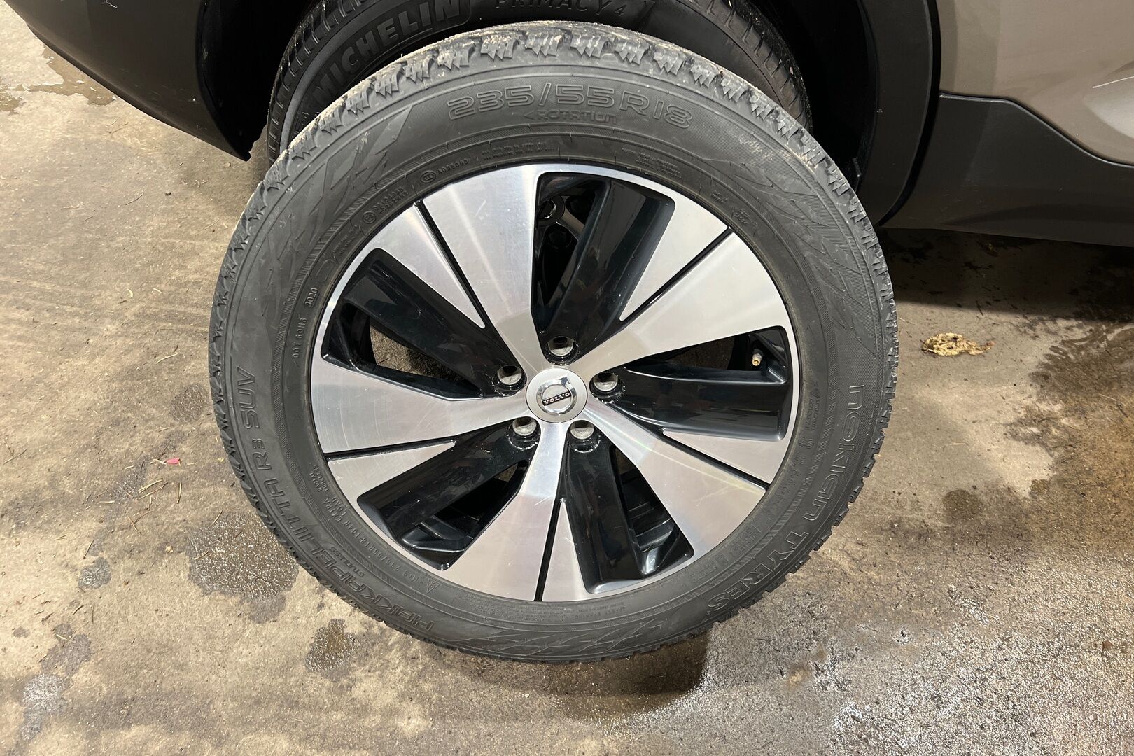 Volvo XC40 iso kuva 19