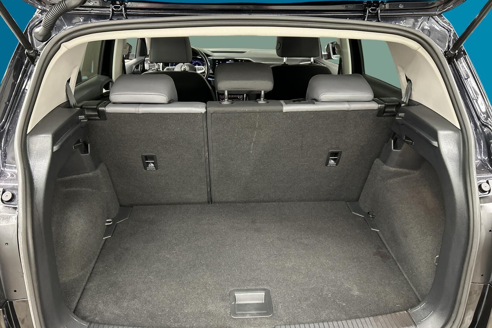 Volkswagen T-Cross iso kuva 12