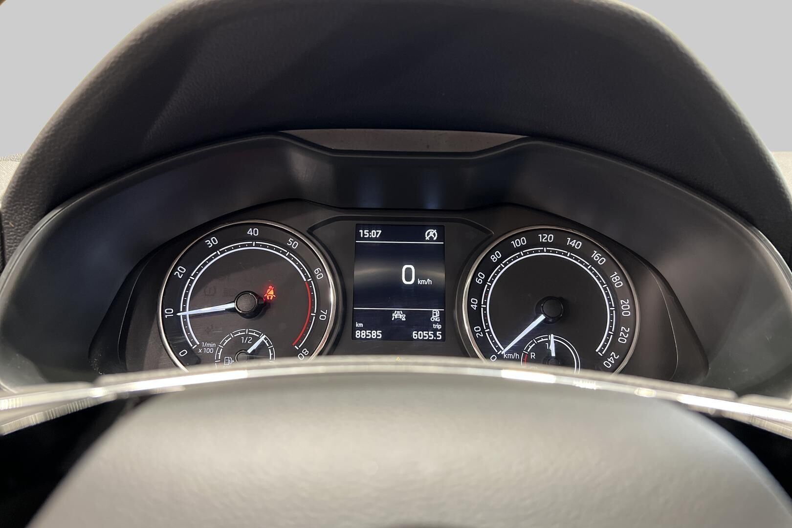 Skoda Scala iso kuva 14