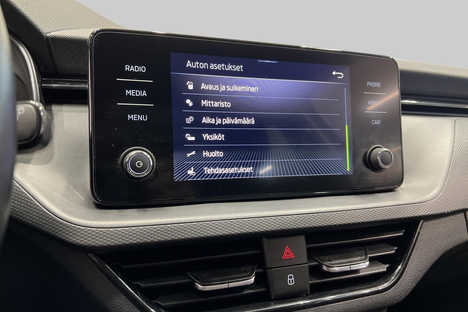 Skoda Scala iso kuva 18