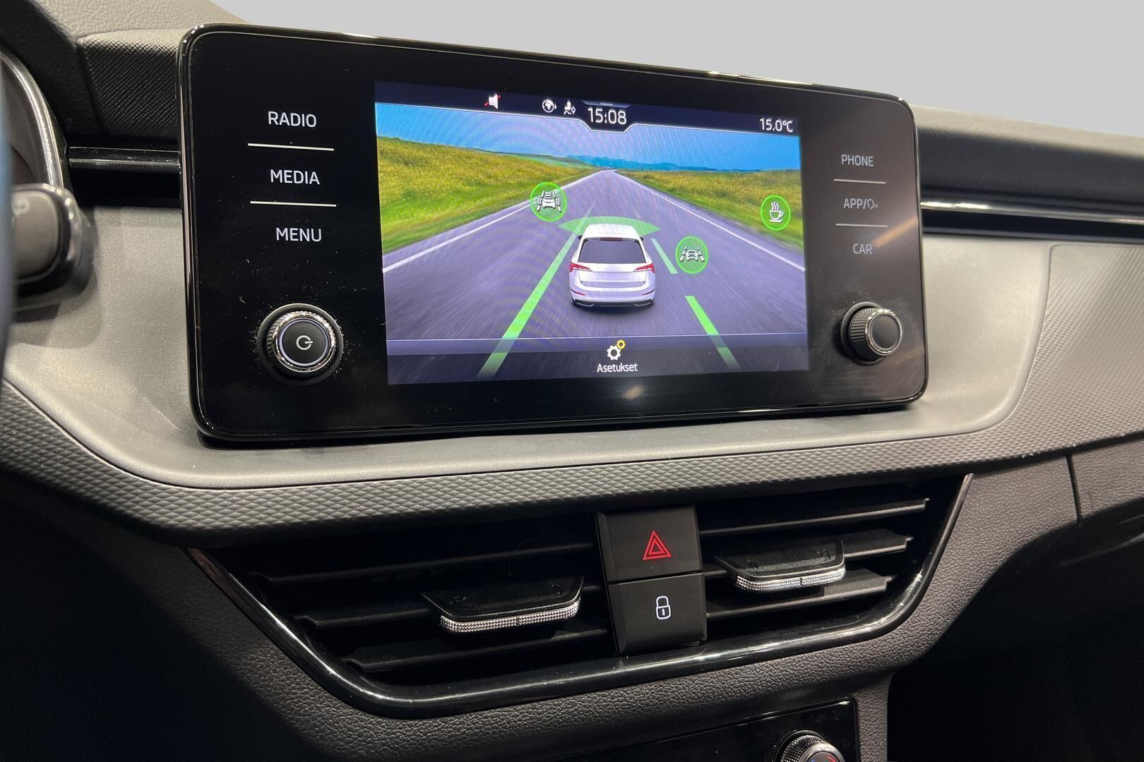 Skoda Scala iso kuva 19