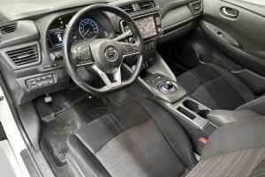 Nissan Leaf esikatselu 13