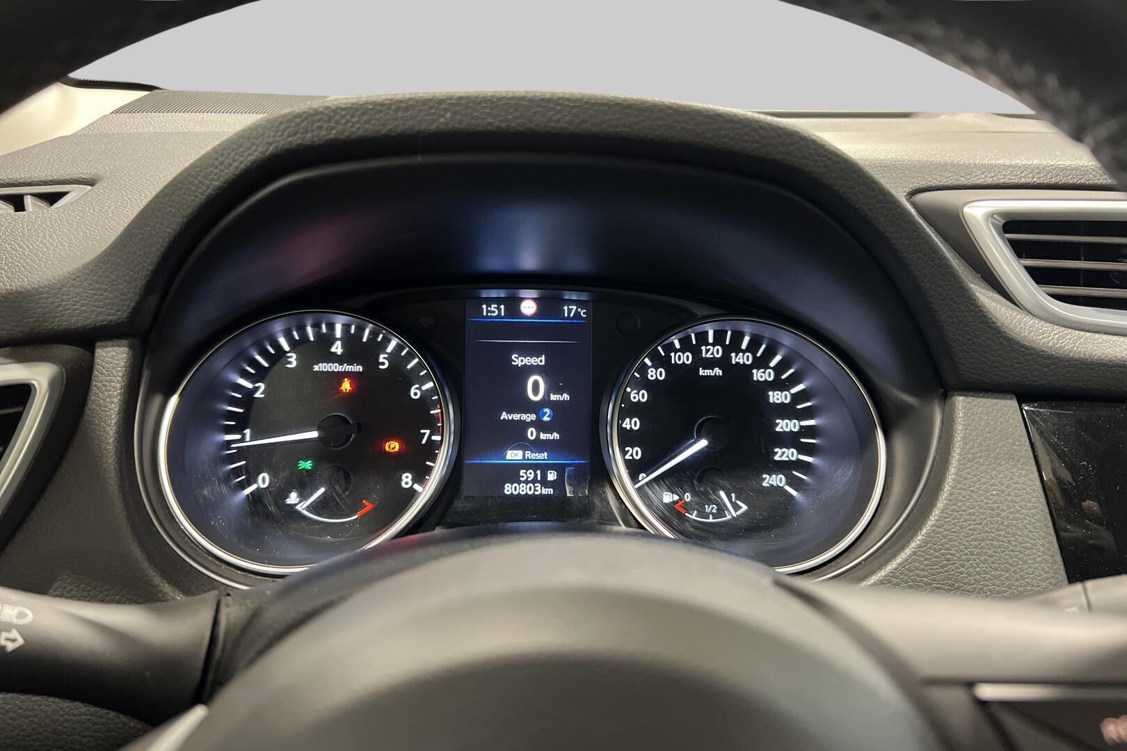 Nissan Qashqai iso kuva 11