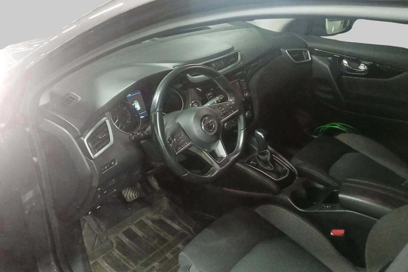 Nissan Qashqai iso kuva 2