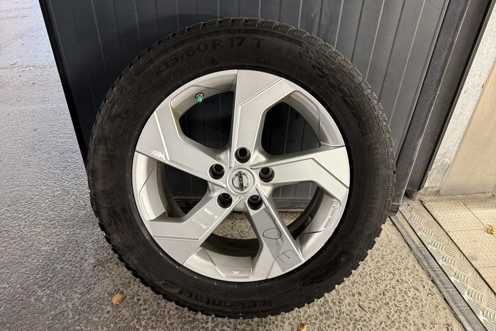Nissan Qashqai iso kuva 34