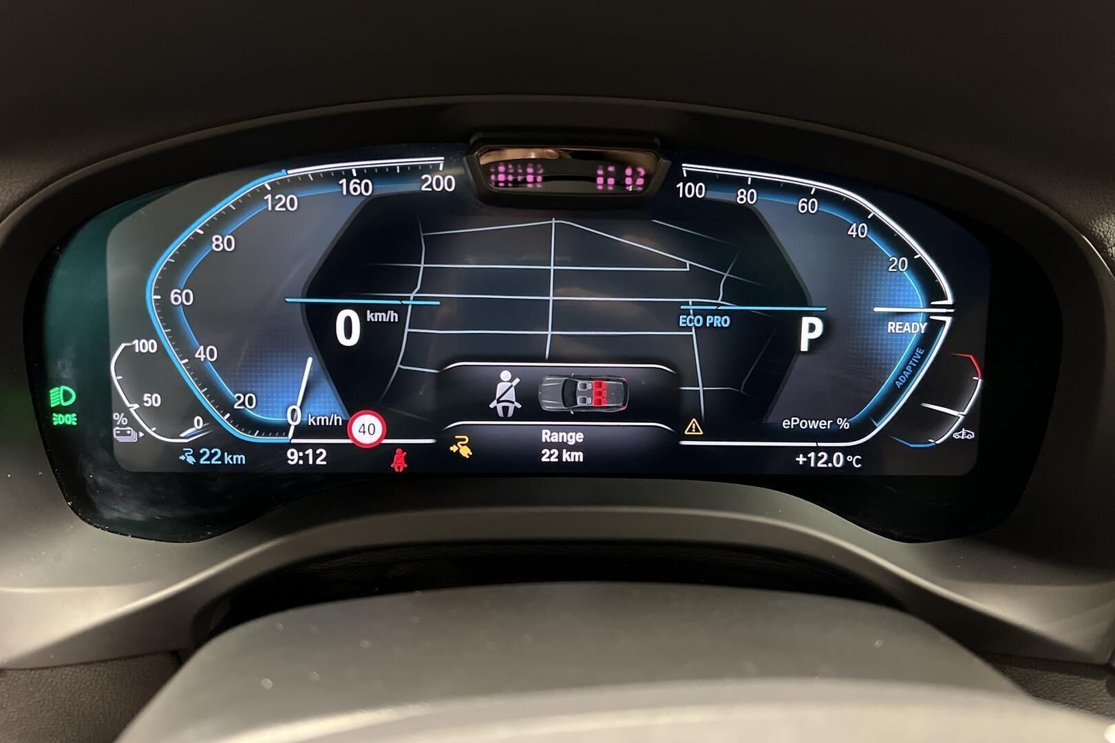 BMW iX3 iso kuva 14