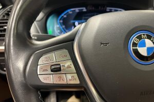BMW iX3 esikatselu 18