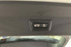BMW iX3 esikatselu 24