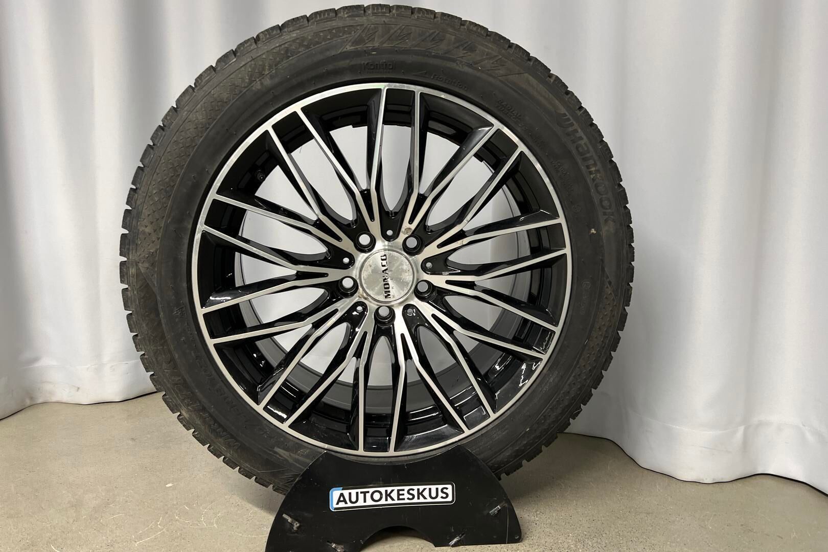 BMW iX3 iso kuva 25