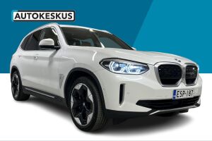 BMW iX3 esikatselu 3