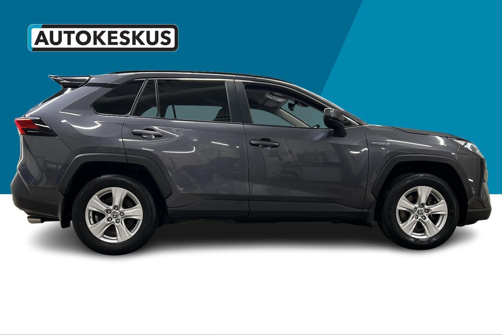 Toyota RAV4 iso kuva 4