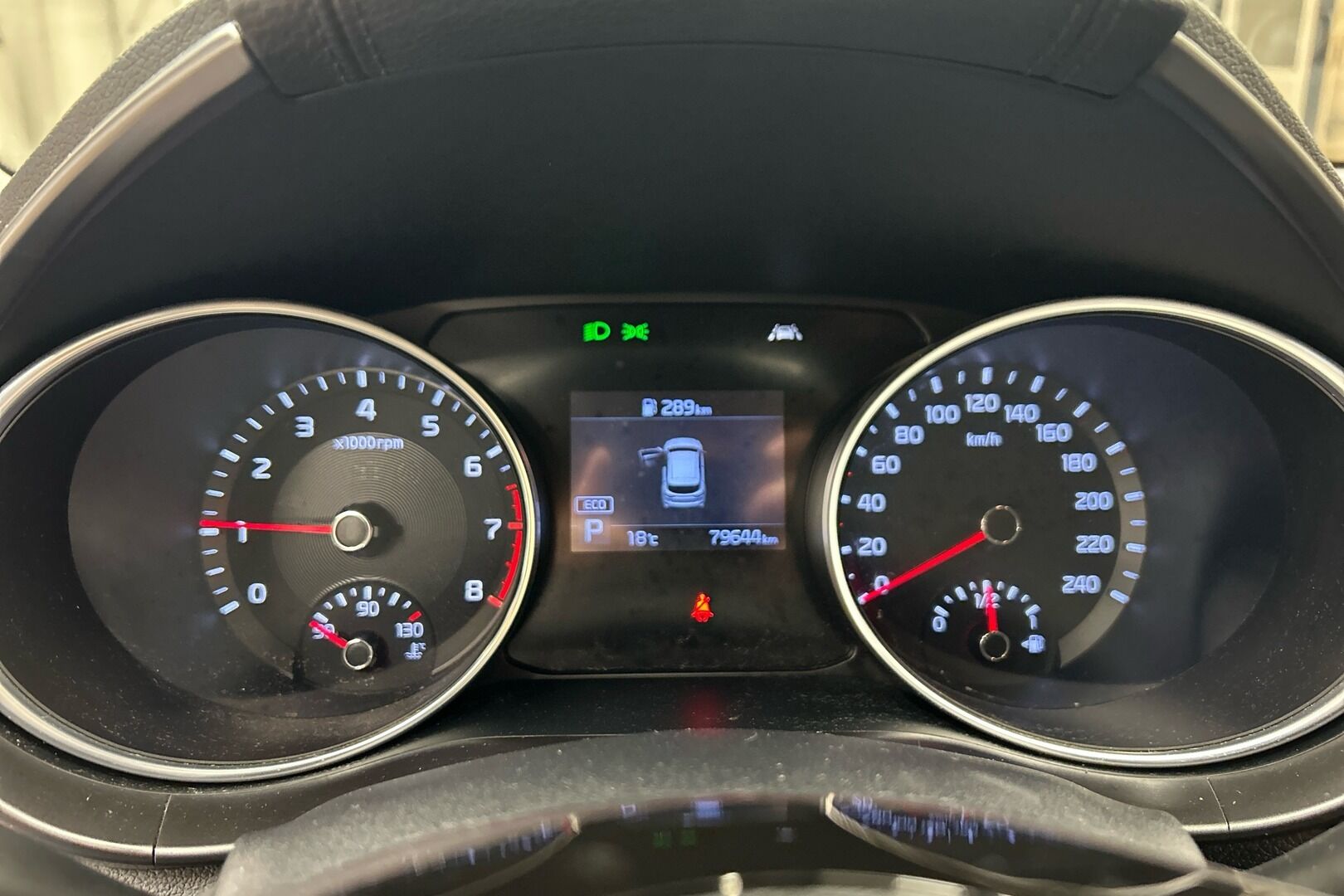 Kia Ceed iso kuva 12