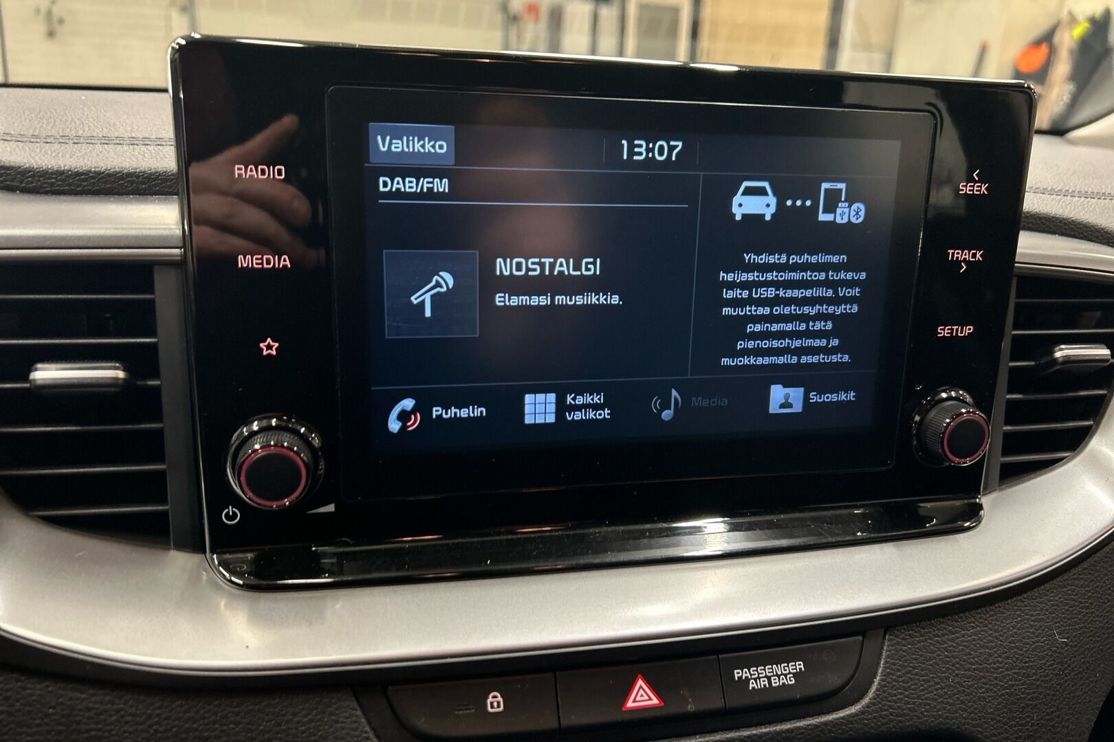Kia Ceed iso kuva 14