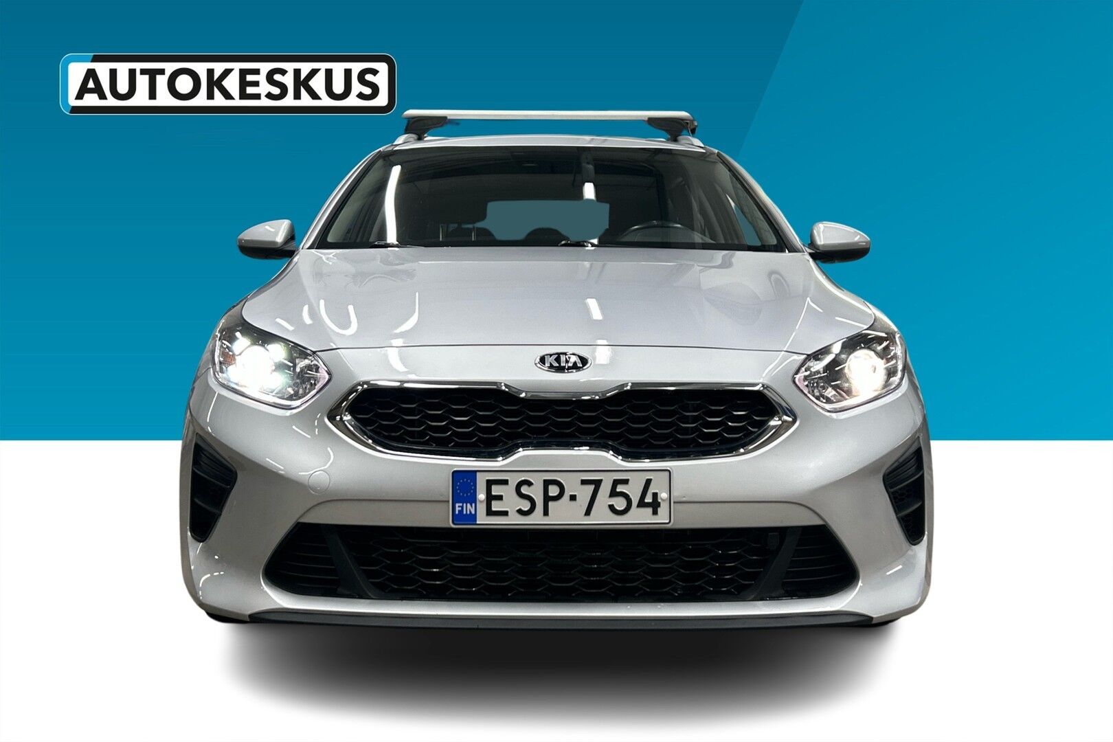 Kia Ceed iso kuva 3