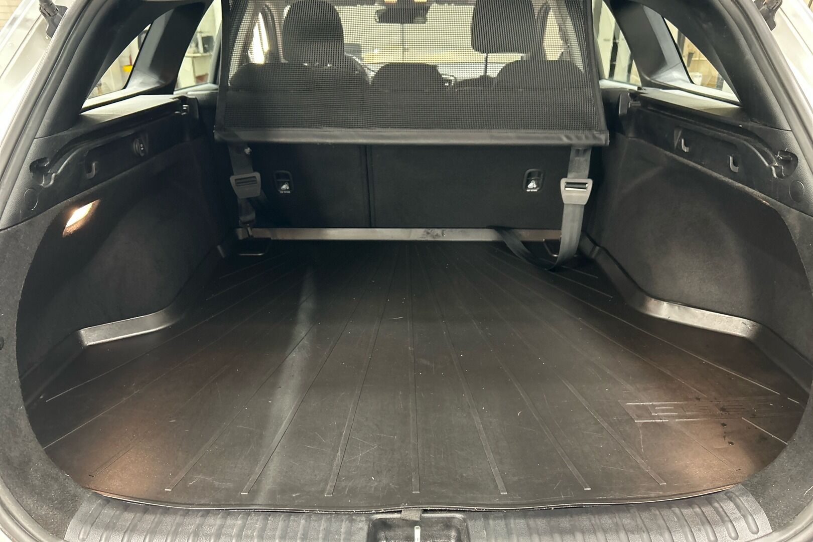 Kia Ceed iso kuva 9