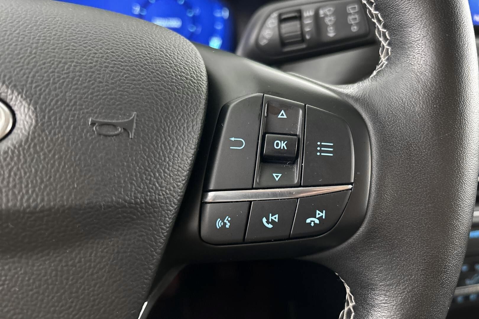 Ford Focus iso kuva 22
