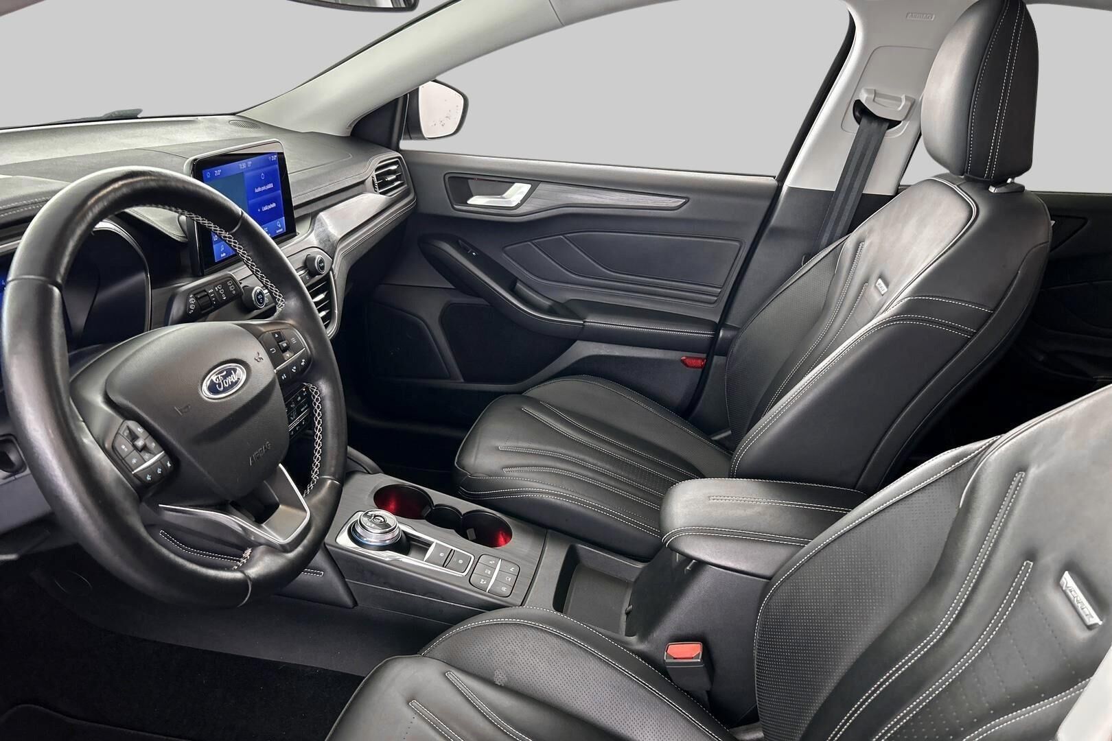Ford Focus iso kuva 8