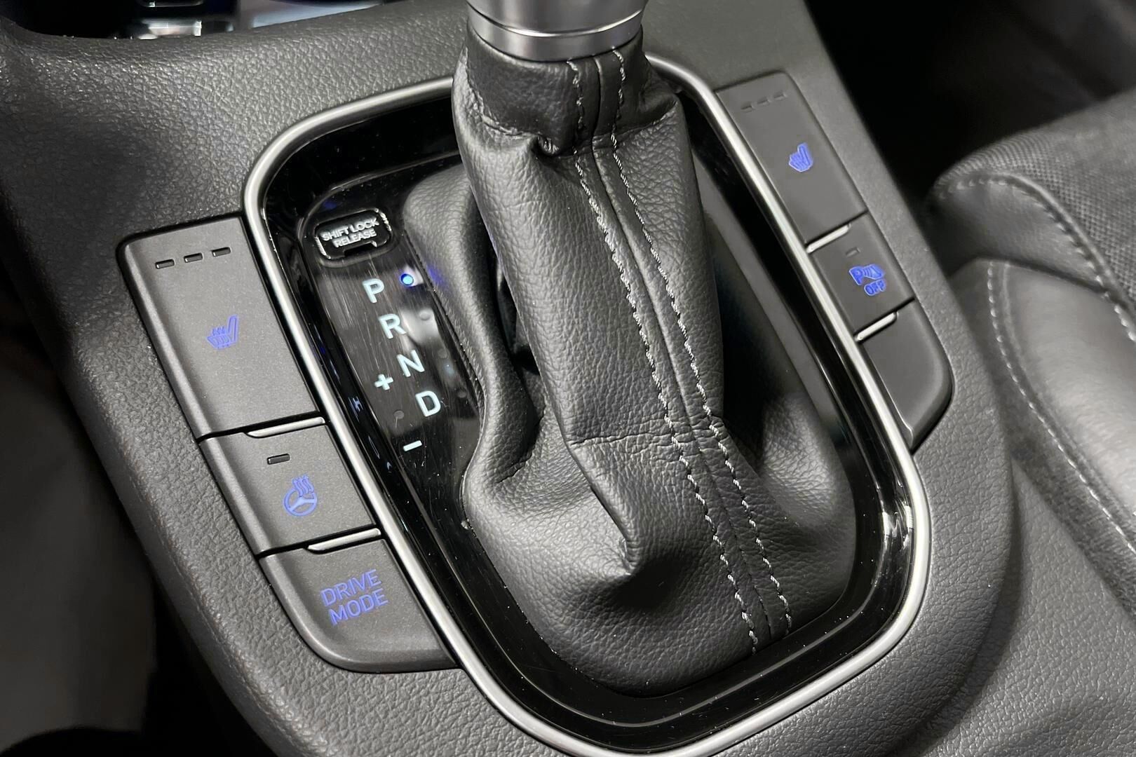 Hyundai i30 Wagon iso kuva 17