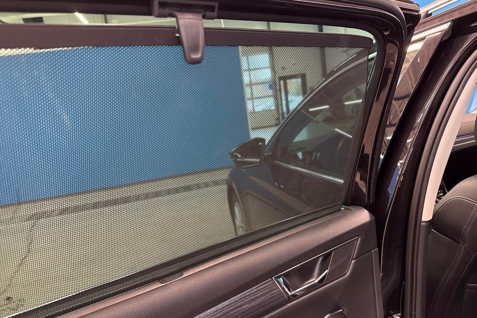 Skoda Superb iso kuva 15