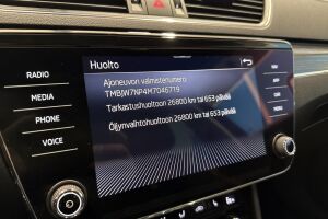 Skoda Superb esikatselu 22