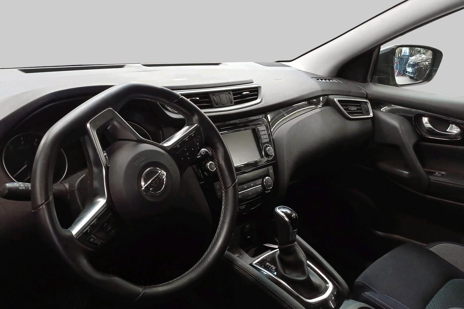 Nissan Qashqai iso kuva 2