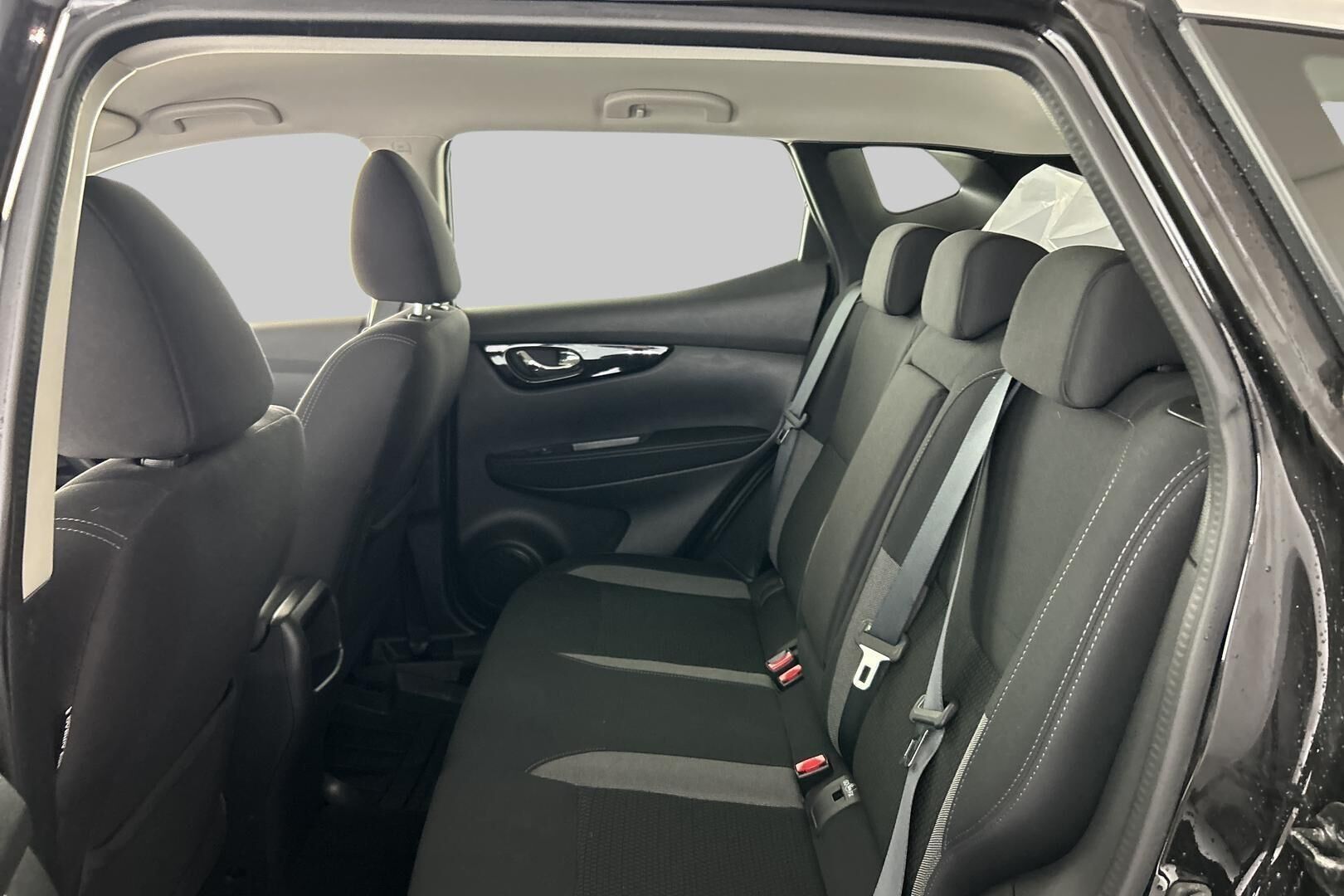 Nissan Qashqai iso kuva 10
