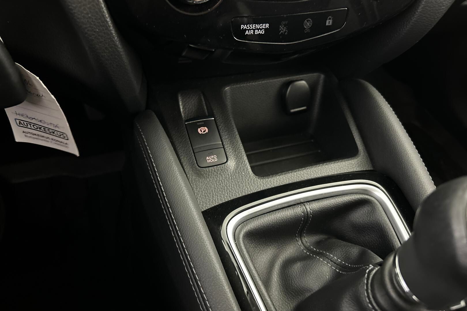 Nissan Qashqai iso kuva 18