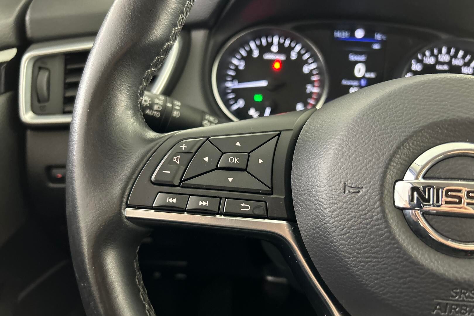 Nissan Qashqai iso kuva 20