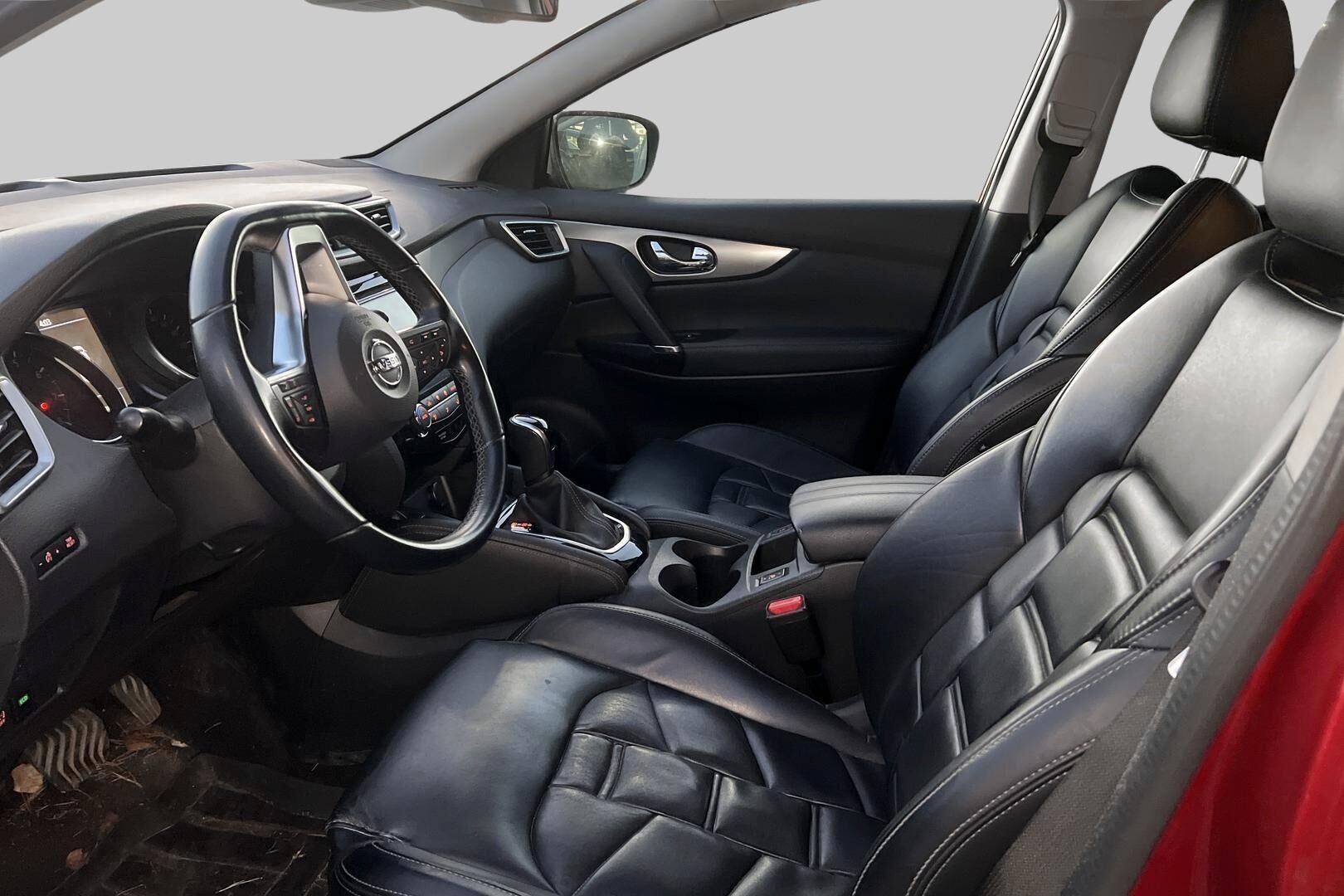 Nissan Qashqai iso kuva 2