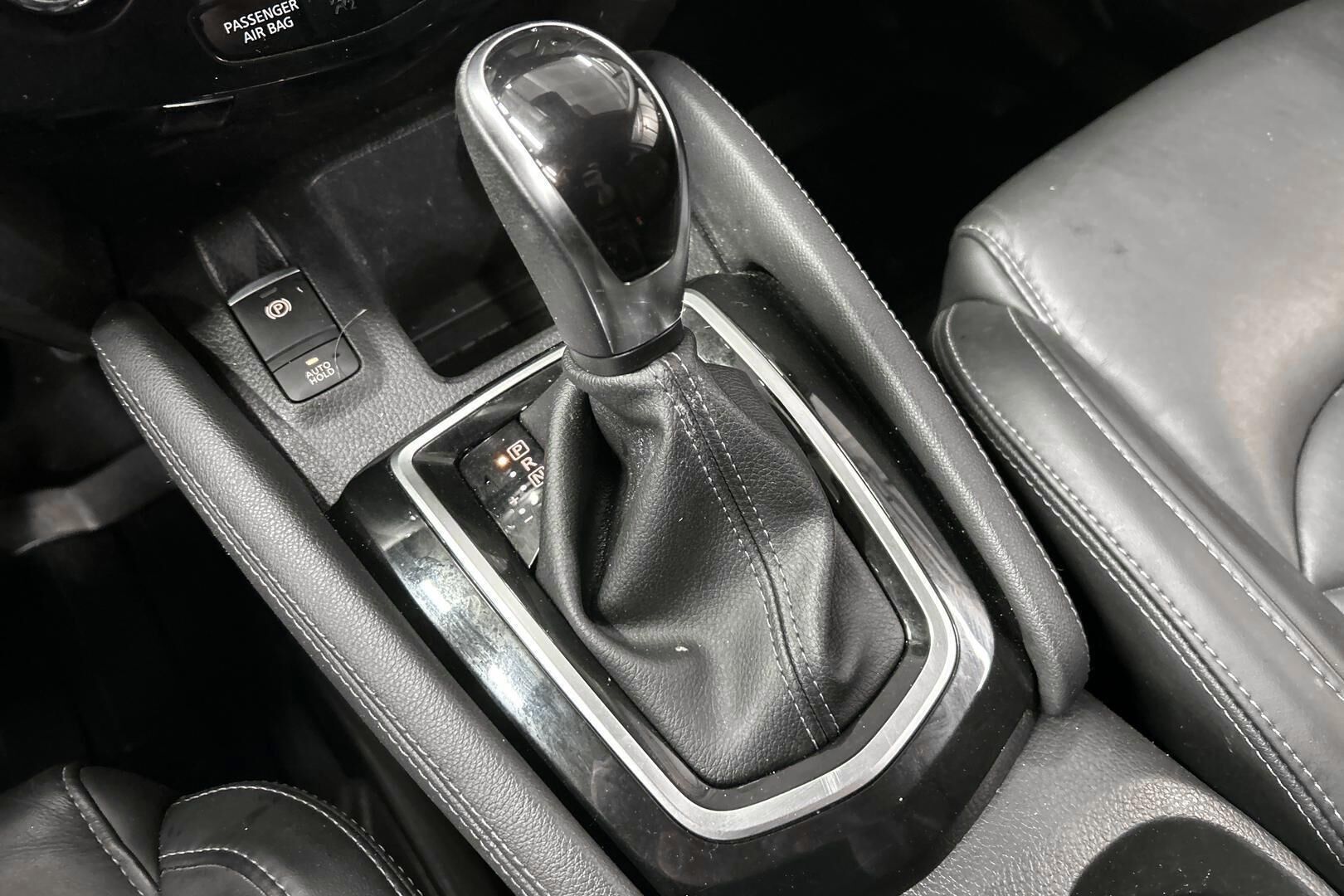 Nissan Qashqai iso kuva 22