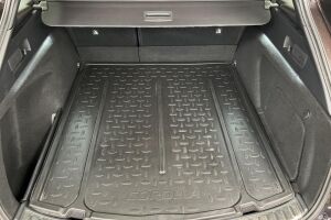 Toyota Corolla esikatselu 10