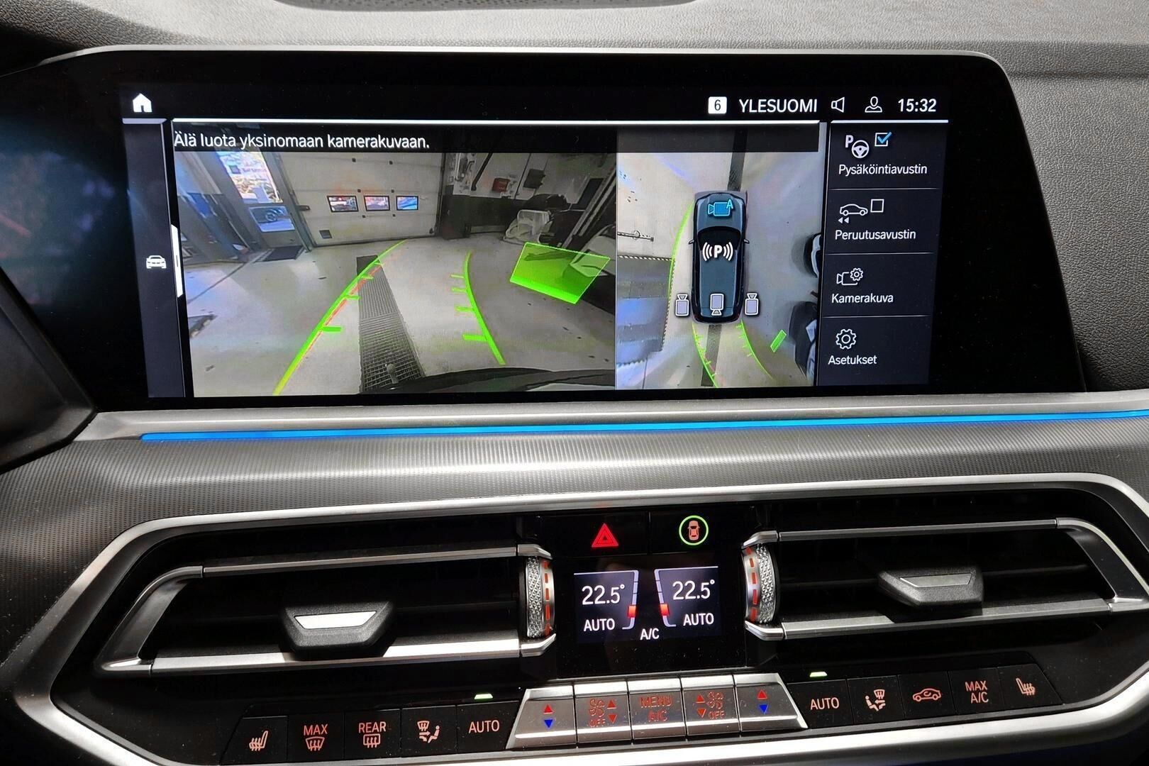 BMW X5 iso kuva 8