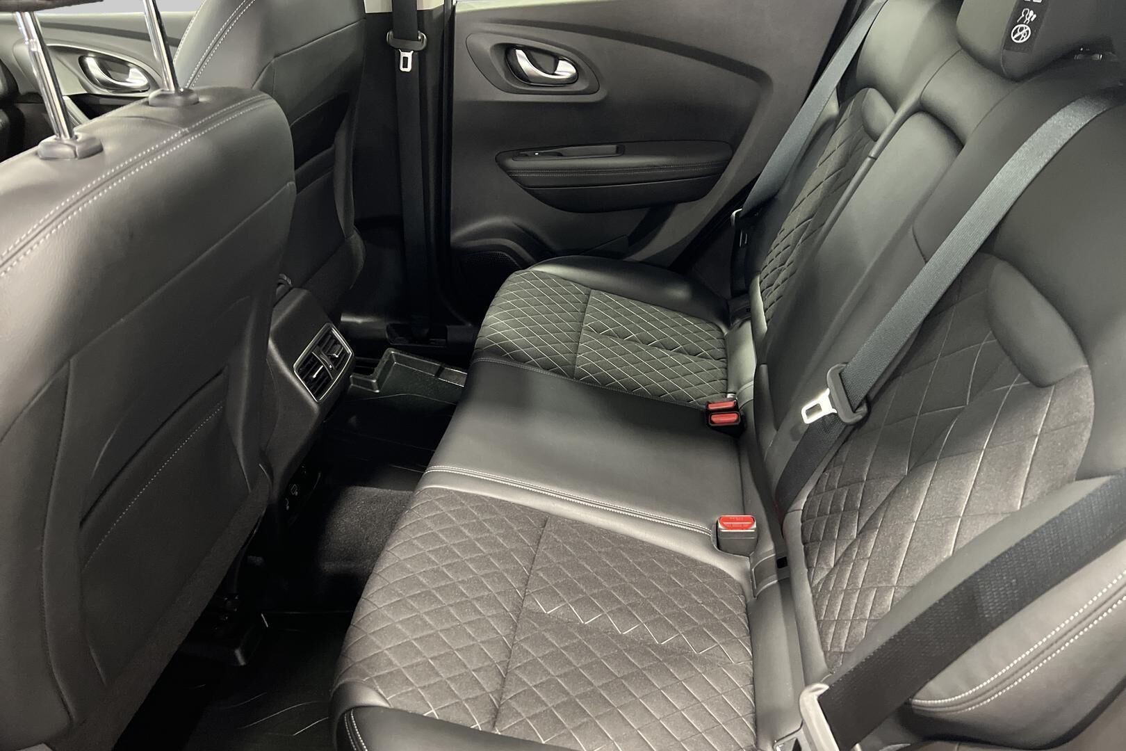 Renault Kadjar iso kuva 10