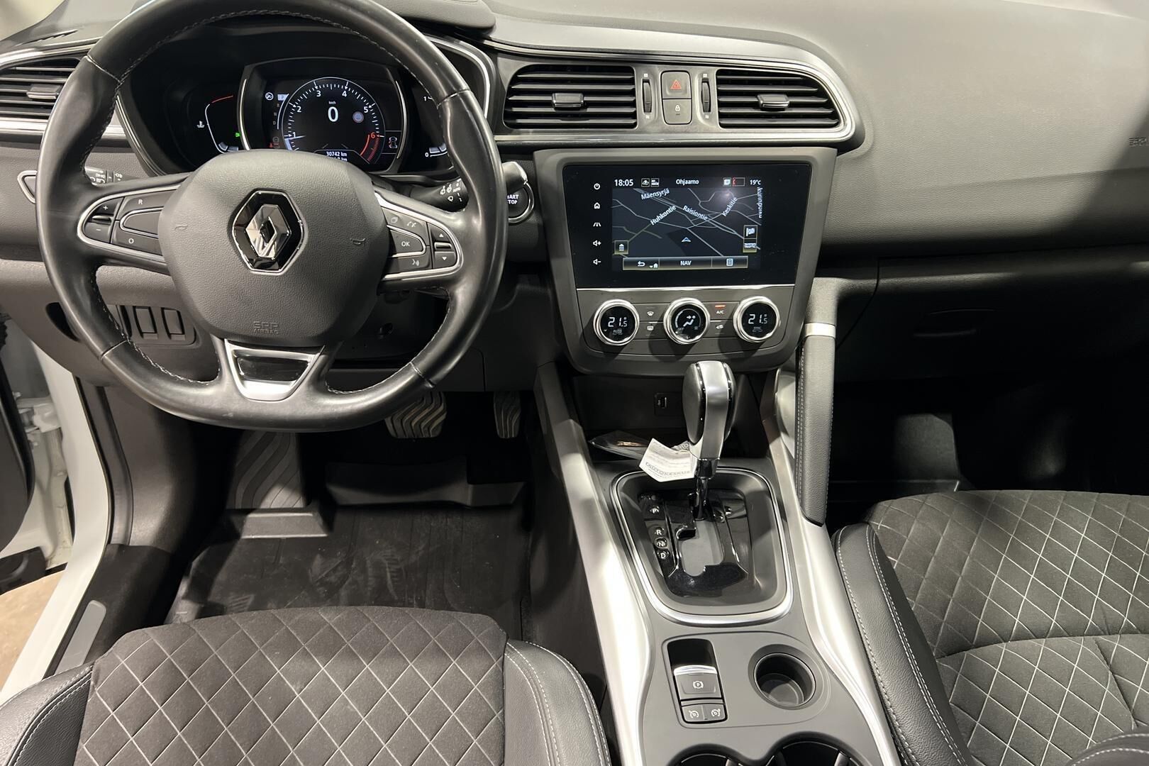 Renault Kadjar iso kuva 11