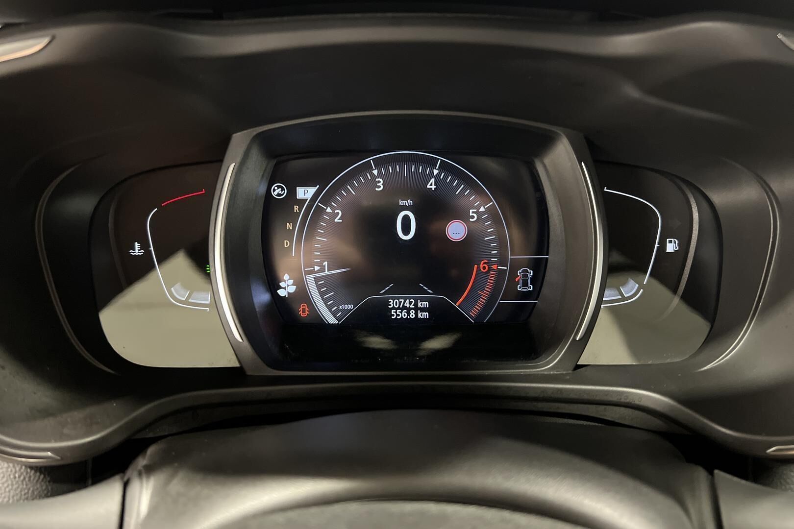 Renault Kadjar iso kuva 15