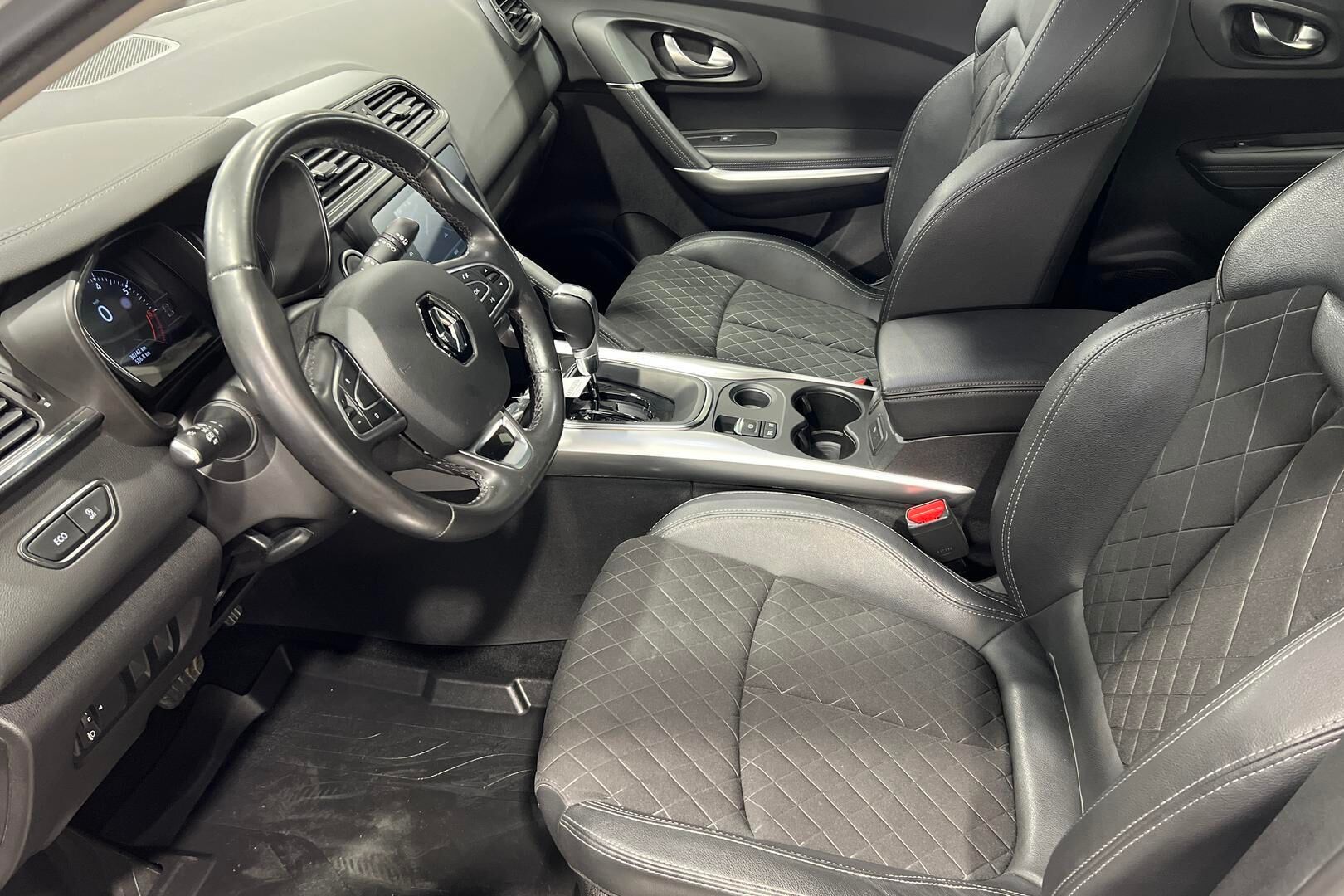 Renault Kadjar iso kuva 9