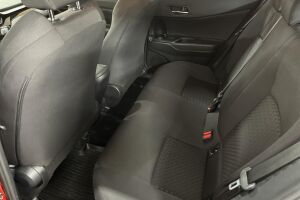 Toyota C-HR esikatselu 8