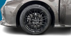 Toyota Camry esikatselu 12