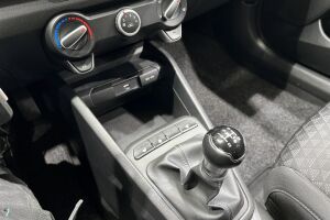 Kia Rio esikatselu 17