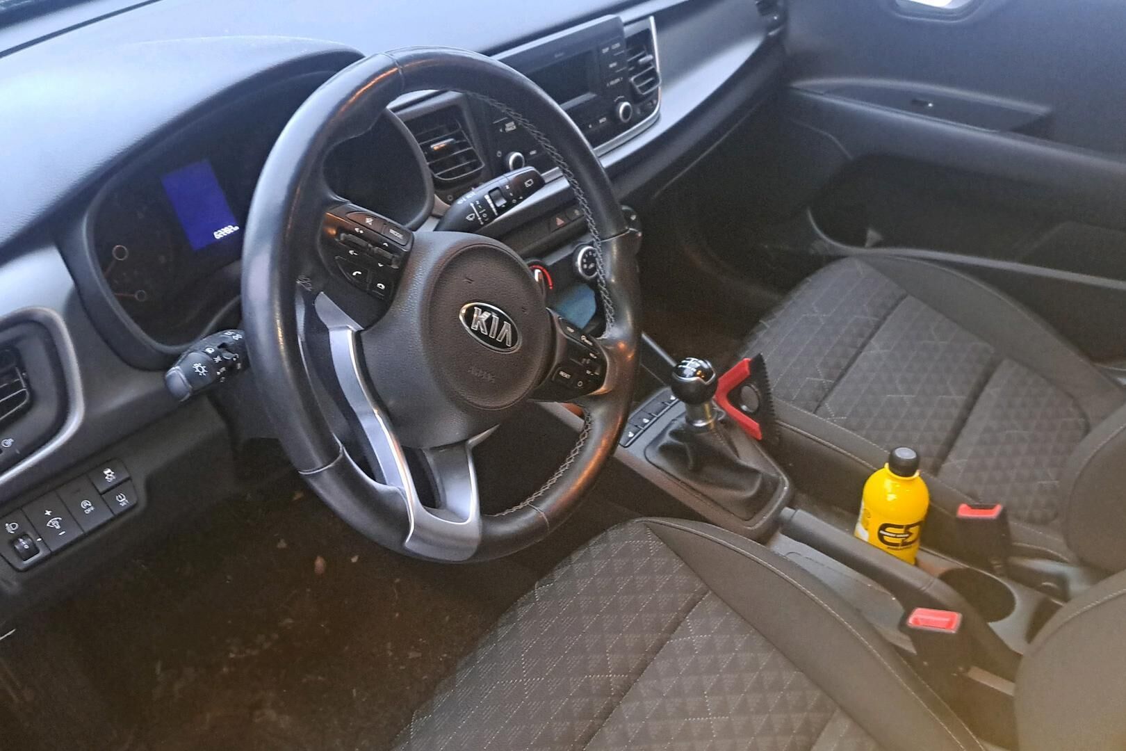 Kia Rio iso kuva 2